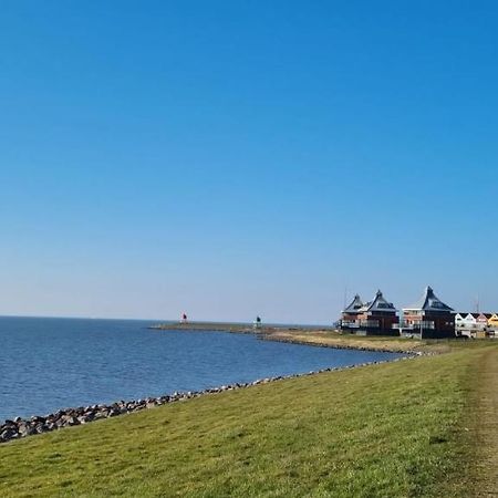 Appartamento Onder De Pannen Stavoren Esterno foto