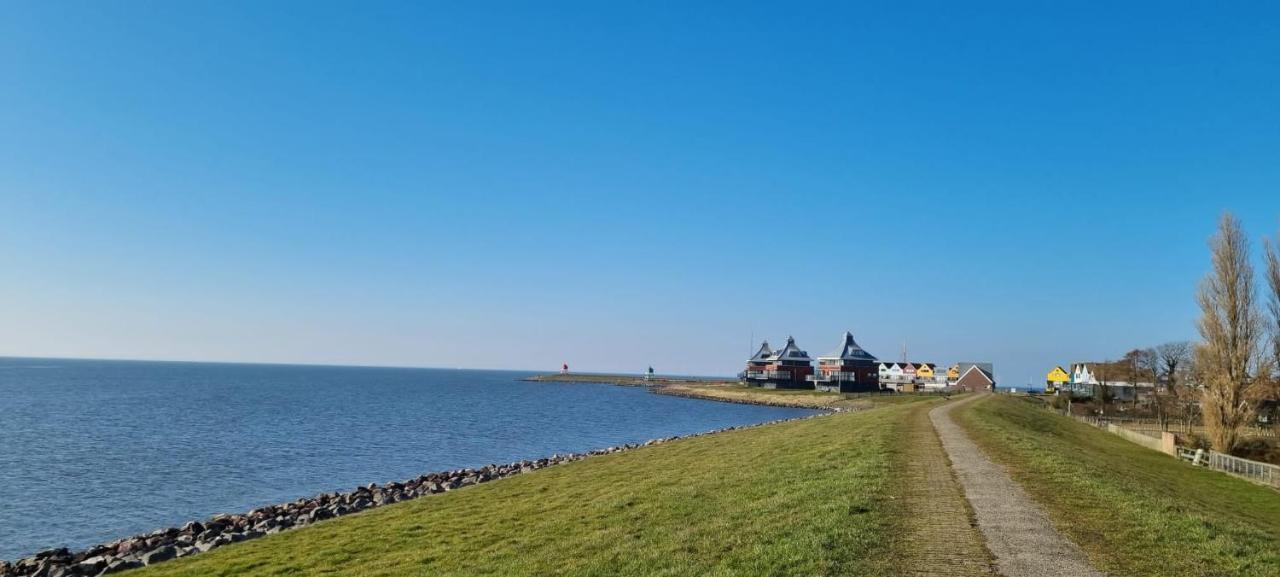 Appartamento Onder De Pannen Stavoren Esterno foto